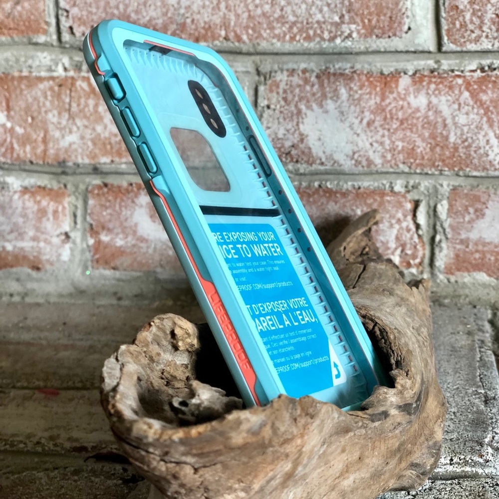 LIFEPROOF CASE— iPhone X